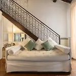 Piazza Navona Loft For 7 People Διαμέρισμα *